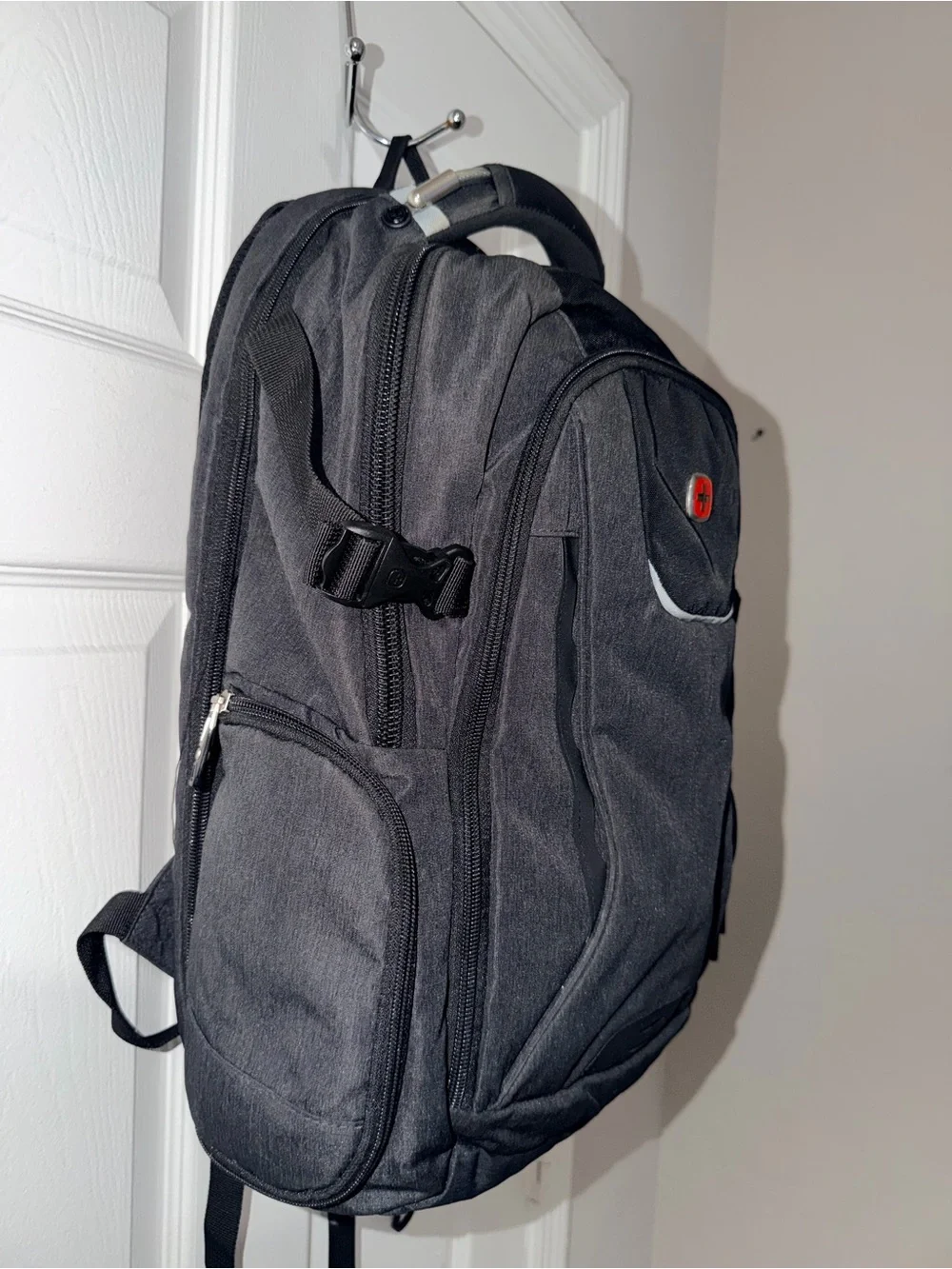 SwissGear ScanSmart TSA Laptop Backpack‎ Black USB